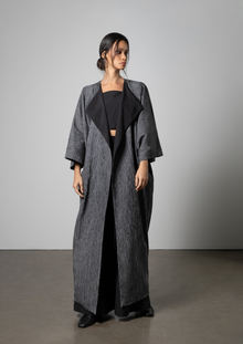  Monotone Textured Kimono