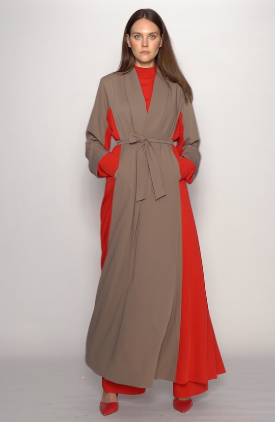 Taupe x Red Signature Abaya